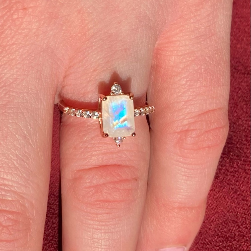 Gorgeous Emerald Cut Moonstone Set White Zircon 14 Rose Gold plating Sz 6 Ring - Picture 2 of 8